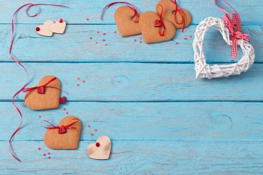 Eski arka plan üzerinde Sevgililer günü dekorasyon