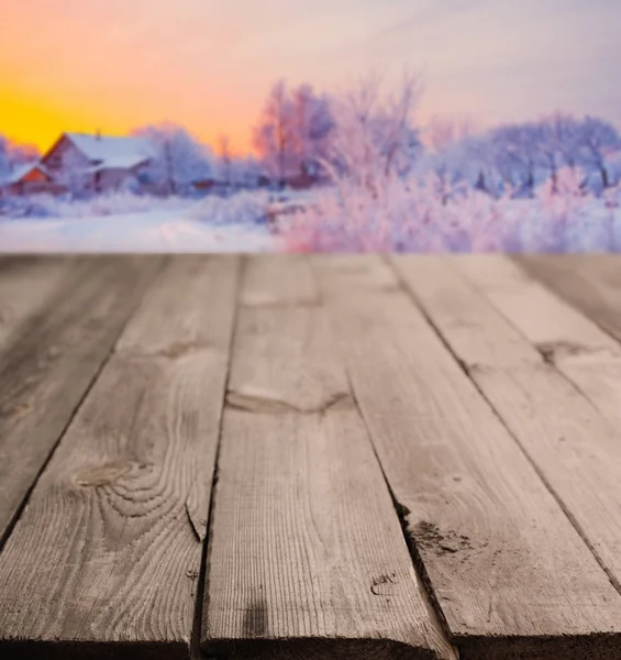 Mesa de madeira rústica e paisagem de inverno — Fotografia de Stock