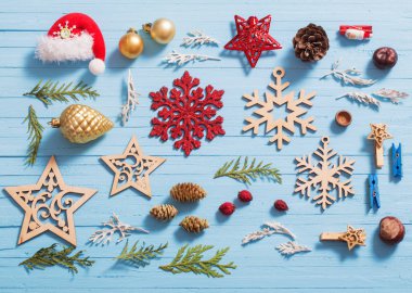 Ahşap arka plan üzerinde Noel koleksiyon 