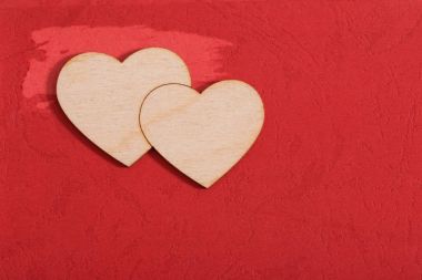 Sevgililer arka plan kırmızı kalp ile