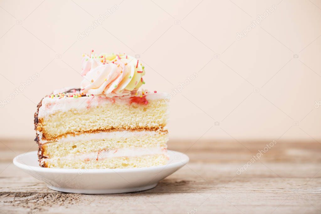 piece of cake on a wooden table