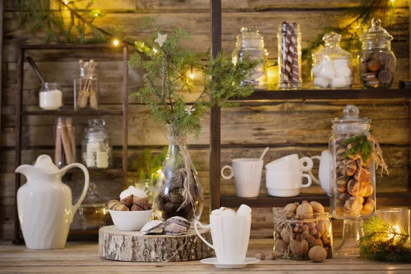 Christmas decoration cocoa bar with cookies and sweets on old wo — Stock Photo, Image