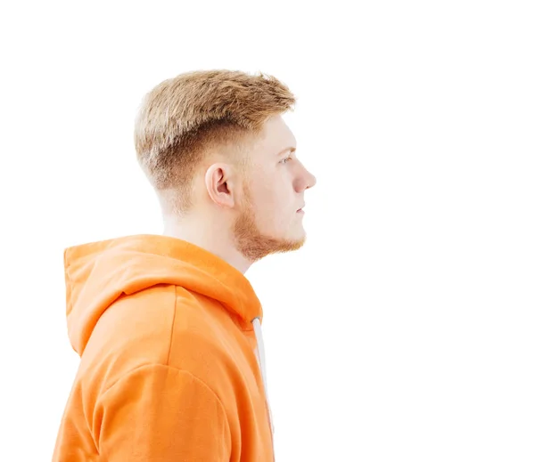 Junger Mann Orangefarbenem Kapuzenpulli Isoliert Auf Weißem Hintergrund — Stockfoto