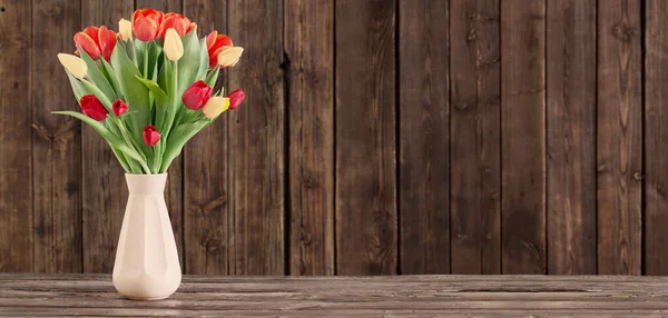 Tulips Vase Dark Wooden Background — Stock Photo, Image