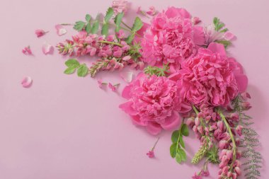 pembe Kağıt arka planda pembe güzel çiçekler