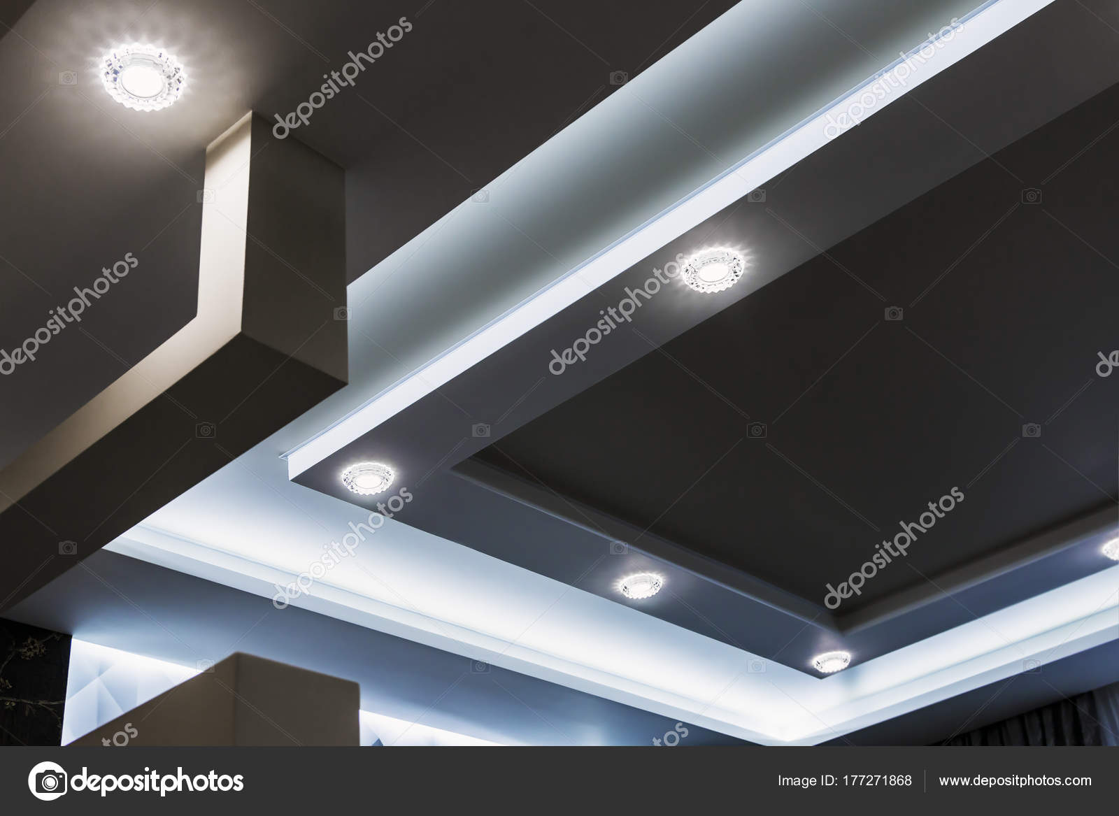 Suspended Ceiling And Drywall Construction In The Decoration Of Stock Photo By C Doroshin