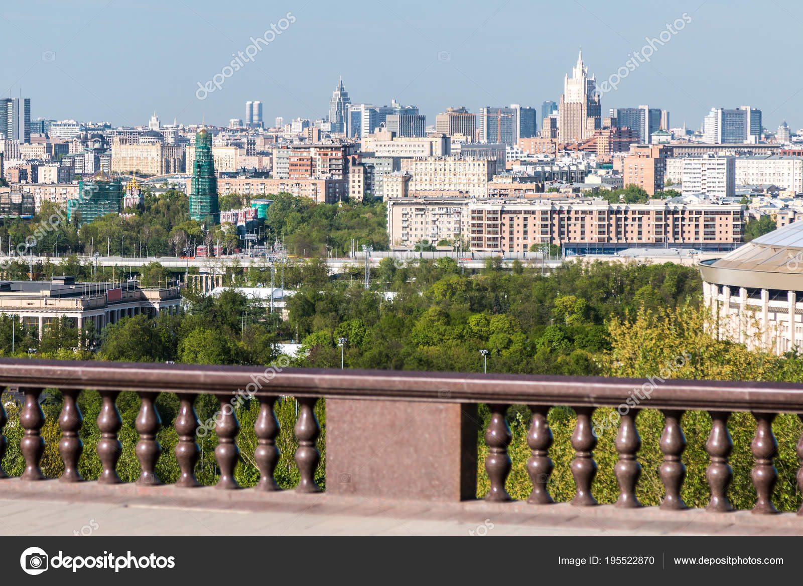 Moscow, Vorobyevy Gory: observation deck 62 Moscow, Vorobyevy Gory: observation deck 15