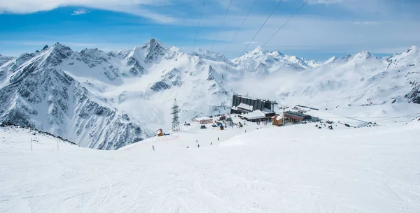 Stațiune Schi Mare Altitudine Munții Caucaz Vedere Alpină Iarnă — Fotografie, imagine de stoc