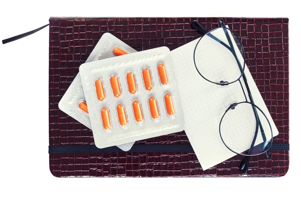 Pillole Mediche Confezione Con Occhiali Blocco Note Ricetta Note Letture — Foto Stock