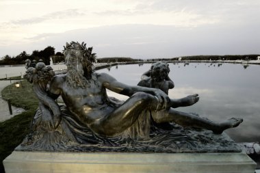 Sonbahar Versailles çeşmeler