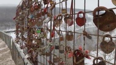 Köprü kilitler asmak için Rus düğün özel