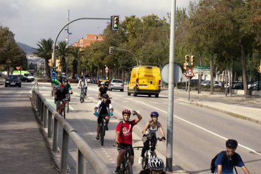 İspanyol bisikletçileri hoş geldiniz