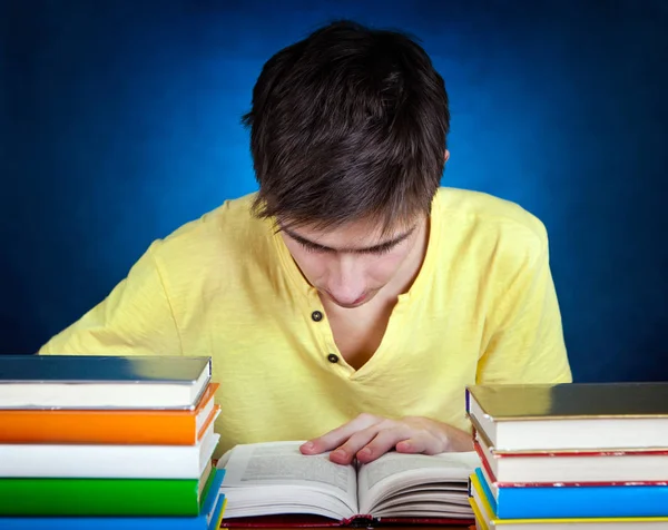 Student met een boeken — Stockfoto