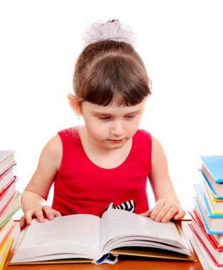 Bir kitap ile küçük kız