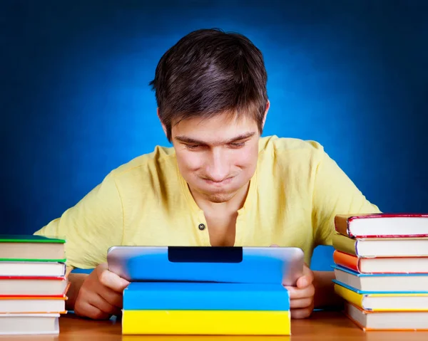 Estudiante con Tablet Computer — Foto de Stock