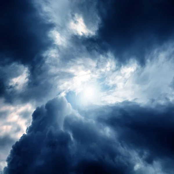 Tornádo v oblacích — Stock fotografie