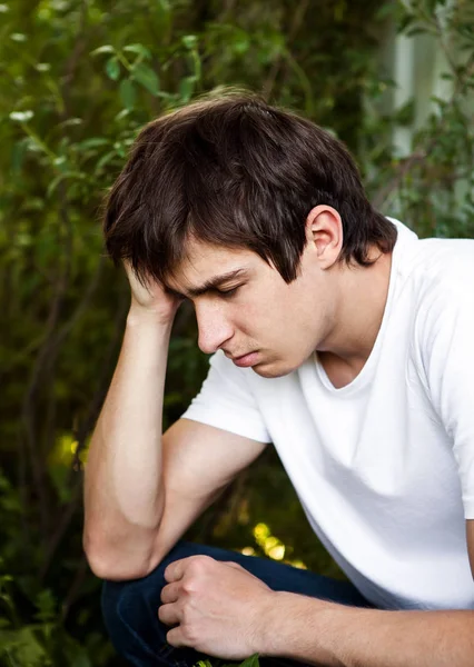 Triest jonge man — Stockfoto