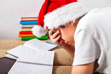 Yorgun öğrenci ödev