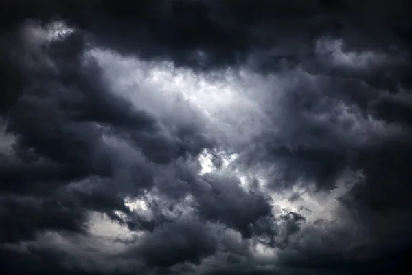 Sombrio Dramático Tempestade Nuvens Área Fundo — Fotografia de Stock