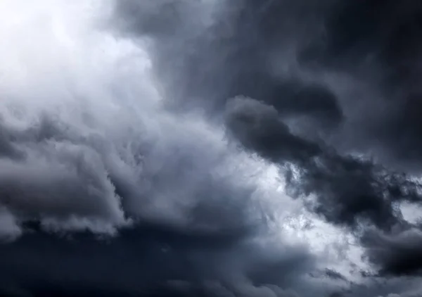 Nuvens tempestade fundo — Fotografia de Stock