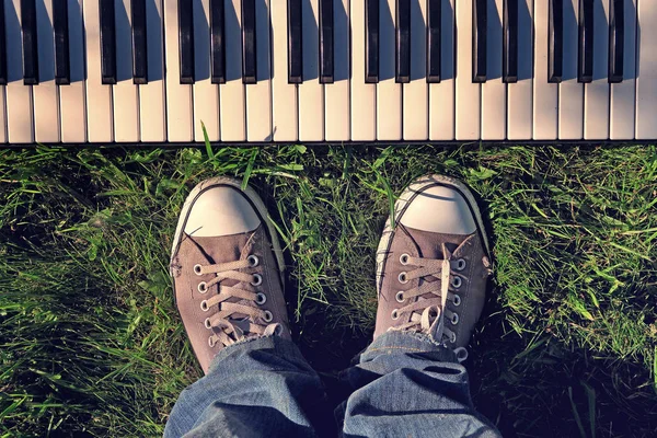 Klaviertastatur im Freien — Stockfoto