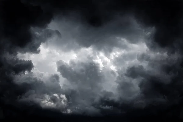 Stormwolken achtergrond — Stockfoto