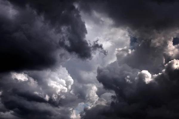 Nubes de tormenta fondo — Foto de Stock