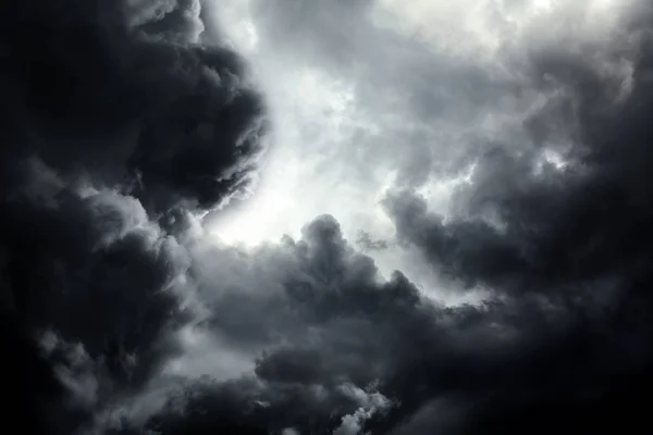 Stormwolken achtergrond — Stockfoto