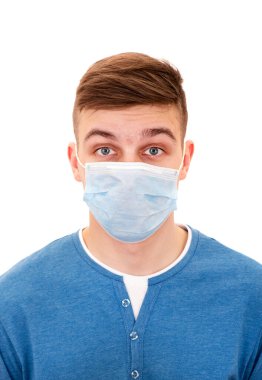 Grip Maskeli Genç Adam 'ın Portresi Beyaz Arkaplanda İzole Edildi