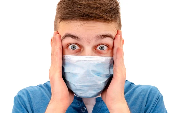 Chockad Ung Man Influensa Mask Isolerad Den Vita Bakgrunden Närbild — Stockfoto
