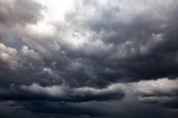 Ciemne Dramatyczne Chmury Obszar Tła — Zdjęcie stockowe