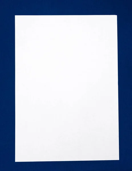 Papel Branco Fundo Azul Tecido Close — Fotografia de Stock