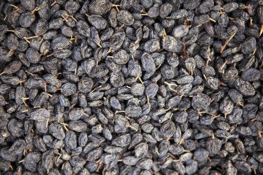 Üzümlü üzümler çok lezzetli. Kurutulmuş meyve..