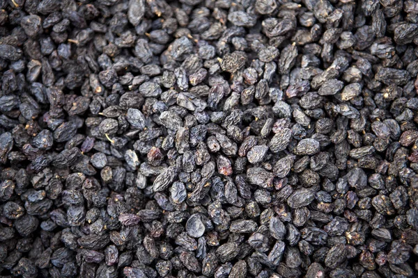 Üzümlü üzümler çok lezzetli. Kurutulmuş meyve..