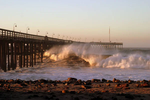 Oceano Onda Ventura Pier — Fotografia de Stock