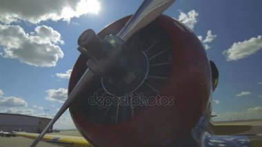 eski uçak pervanesi.