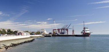 Lizbon ticari dock  