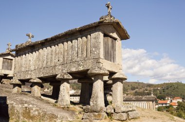 Soajo cemaatçi tahıl ambarları