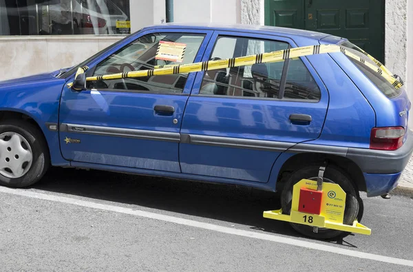 Traffic Wheel Clamping — Stock Photo, Image