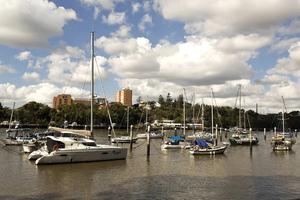 Brisbane tekne bağlama — Stok fotoğraf
