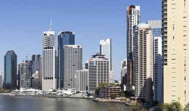 Hikaye Bridg şehirden Brisbane