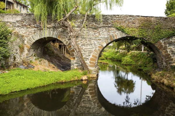 Rio de Onor Roman Bridge — 图库照片