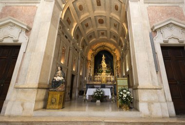 Our Lady gebe Kilisesi Lizbon