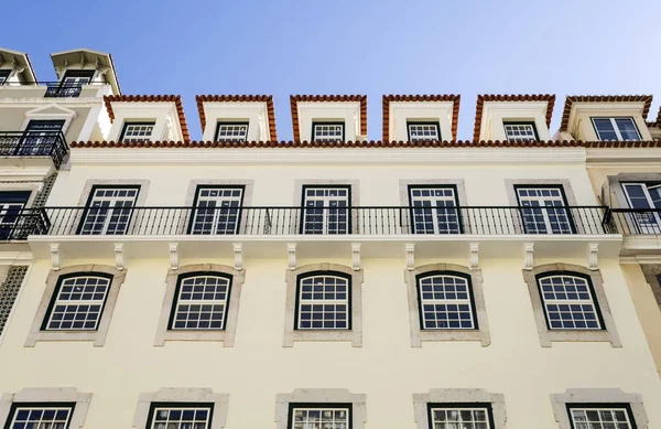 Lizbon daireler yenilenmiş — Stok fotoğraf