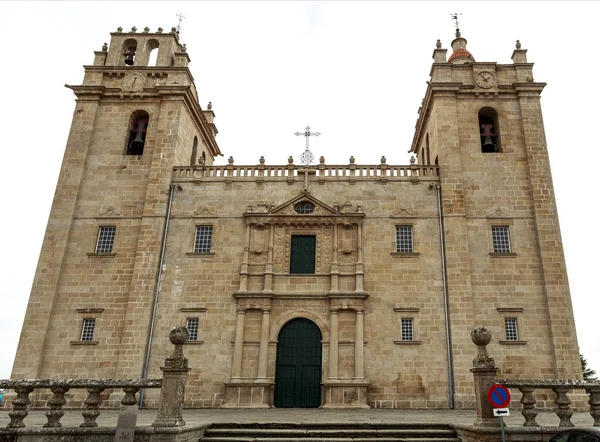 Miranda do Douro - romersk-katolsk katedral — Stockfoto