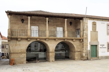 Miranda mı Douro - arazi Miranda Müzesi 