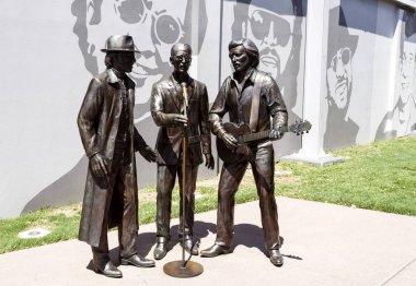 Redcliffe ��� The Bee Gees Memorial