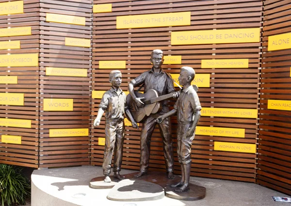 Redcliffe de Bee Gees Memorial — Stockfoto