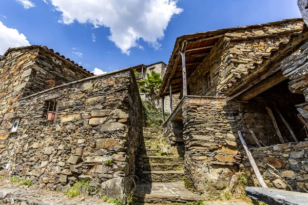 Candal ��� Nestled Among the Mountains — Stock Photo, Image