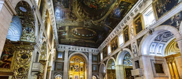 Lisbon Interior of the Jesuit Church of Saint Roch — Stok fotoğraf